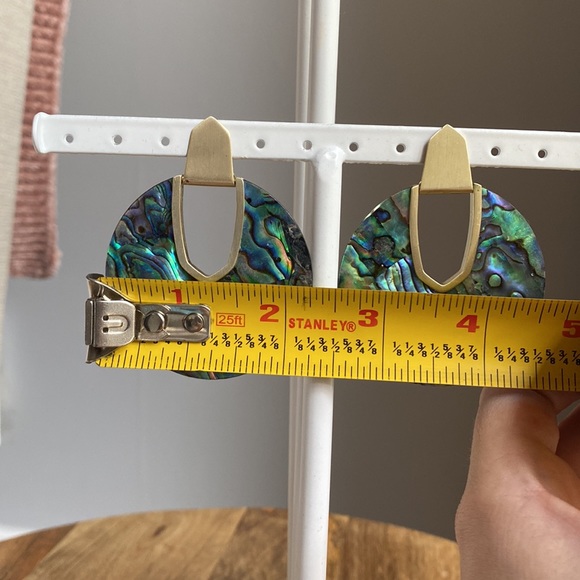 Kendra Scott Alabone and Gold Diane Earrings - Picture 4 of 4